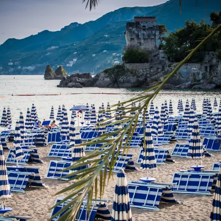 Lloyd's Baia Hotel