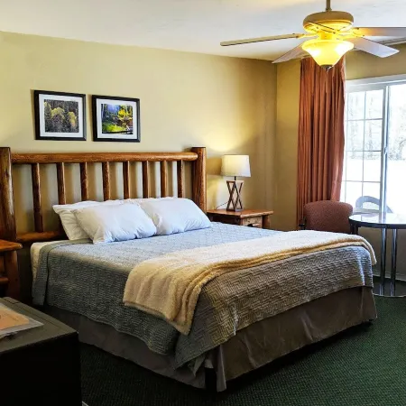 Paiute Trails Inn