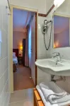 Le Home Hotel a Vincennes