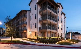 Hill Country Apartments by Landing