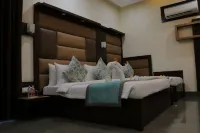 Hotel Clarks Inn Express Bharatpur Hotels near LN