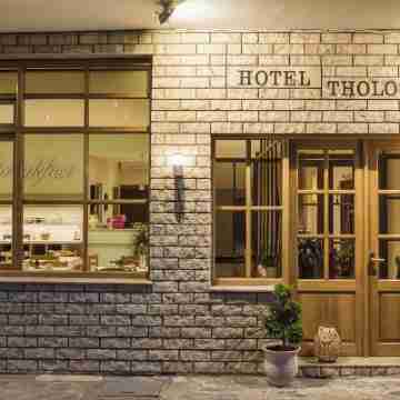 Tholos Hotel Exterior