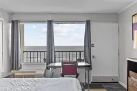 Oasis Hotel - Motels