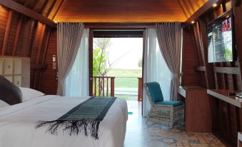 Love Without Boundaries Num9842