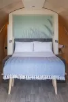 Black Knowe, Luxury Glamping Pods, Ballycastle Hotels in Армоа