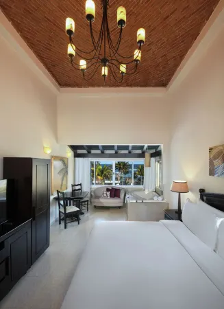 Hidden Beach Resort Au Naturel Adults Only Catamarán, Cenote & More Inclusive Отели рядом с достопримечательностью «Rockaway Bay»