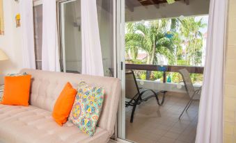 Romantic Retreat 43B