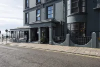 West Beach Hotel Brighton Hotels near Brighton Centre