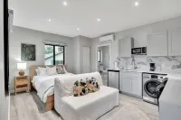 2922 Banyan Units Hotels in 