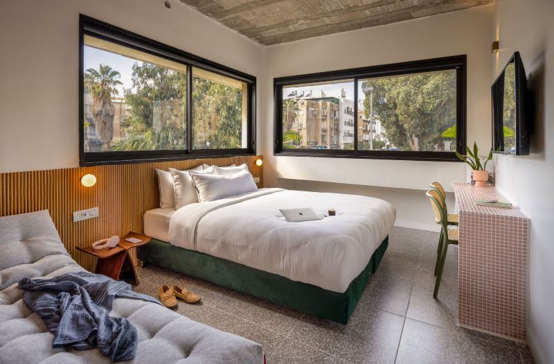 Savanna - by Loginn Tel-Avivian Hotels