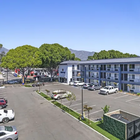 Hyland Inn Near Pasadena Civic Center