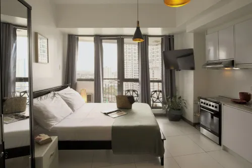 KL Tower Makati Apartments by PH Staycation - Homestays