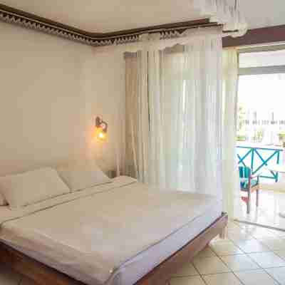 Nyali Beach Holiday Resort Rooms