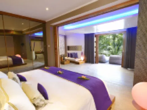 Le Domaine de L Orangeraie Resort et Spa โรงแรมในลาดิกิว