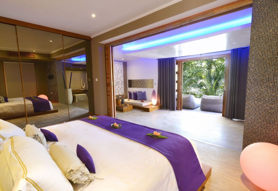 Le Domaine de L’Orangeraie Resort and SpaOver view