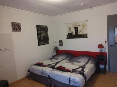 Le Relais Bleu Hotels in Nissan-lez-Enserune