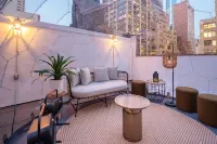 Little Charlie Hotel - 2-Star