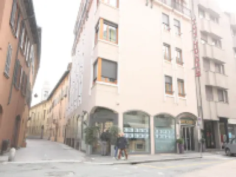 プリニウス ライフスタイル ホテル レイク コモ コモのホテル