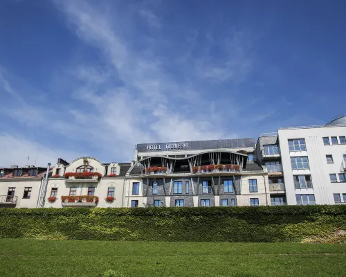 Niebieski Art Hotel & Spa Hôtels à proximité de : Dębniki
