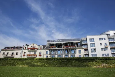Niebieski Art Hotel & Spa Hotel di 