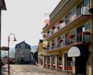 Logis Hôtel - Restaurant Aux Bruyères Các khách sạn ở Orbey