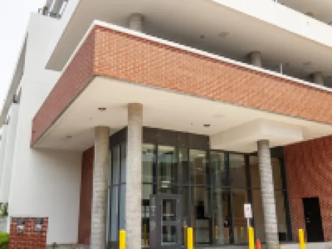 The Laundry Rooms Station Park Kitchener โรงแรมในคิตเชเนอร์