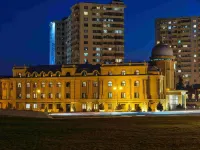 The Central Point Hotel Baku