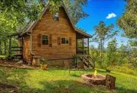 A Still Point Cabin and HOT TUB!