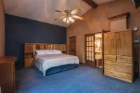 Lake Life Escape. 5 Minutes to the beach, zoo, & casino Hotels near Indiana Dunes National Park Mount Baldy