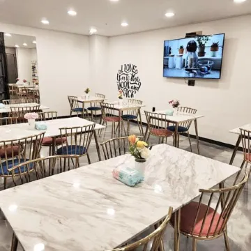 Hotel Adele in Gyeongju Отели рядом с достопримечательностью «Храм Попчанса»