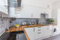 Raleigh by Pureserviced Hotels in Torpoint