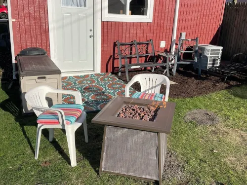 Cozy and close to downtown Port Clinton, Jet Express to Put-In-Bay and fishing!