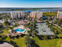 Spectacular Beachfront Views and Resort Amenities - Elegant Coastal Retreat