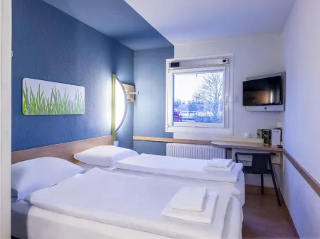 B&B Hotel Mannheim-Friedrichsfeld Отели в г. Мангейм