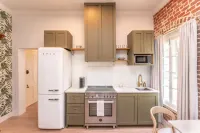 Full Kitchen and Walk-in Shower - Charming Modern Oasis