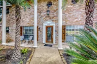 Sunstone Vista | House in Houston Hotels near WoodsEdge Community Church