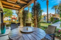 Access to Pools and Tranquil Community Grounds - Stunning Ground Floor Oasis Hotels in La Quinta