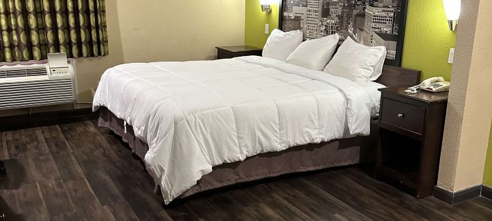 Red Lion Inns & Suites IAH Airport - Humble Отели в г. Хамбл