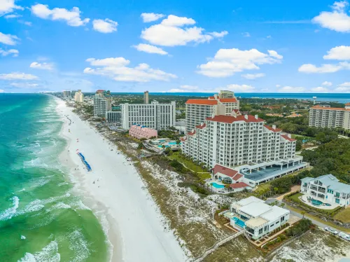 Expansive Balcony with Stunning Gulf Views - Charming Beachfront Oasis