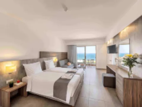 Kapetanios Aqua Resort Hotels in Coral Bay