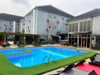 ليدوورت هوتلز فنادق في Ozuaha