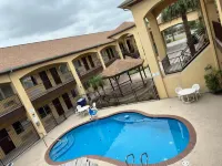 Texas Inn and Suites - Rio Grande Valley Hotels in Edinburg