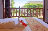 Tanna Evergreen Resort & Tours Hotels in Iuiak