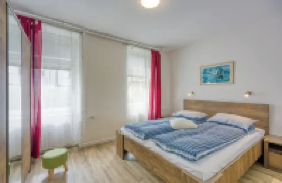 Jantar Apartments