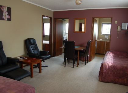 卡里斯布魯克汽車旅館