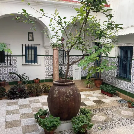 Charming 1900 Andalusian Apartment in Arcos de la Frontera