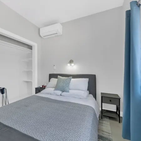 Parkside Flat #5 - Seacliff Beach Suites