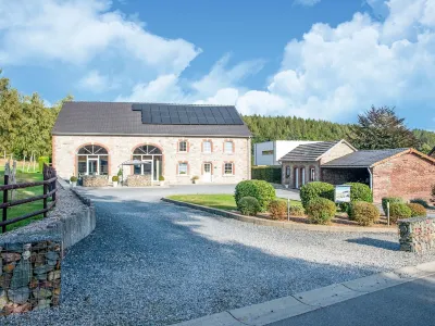 Elegant Holiday Home in Burnenville Belgium Các khách sạn gần Eau Rouge - Spa-Francourchamps Circuit