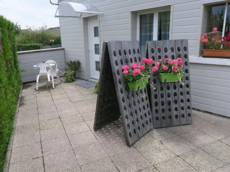 Les Collinades de Chalons Отели в г. Компертри