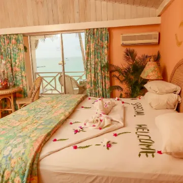 Coco Reef Resort & Spa